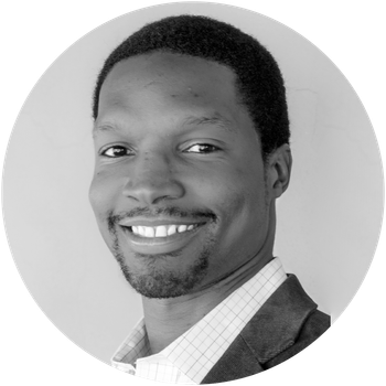Portrait of Alex Nettey, Associate Broker.