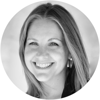 Portrait of Amelia Robinson, Associate Broker