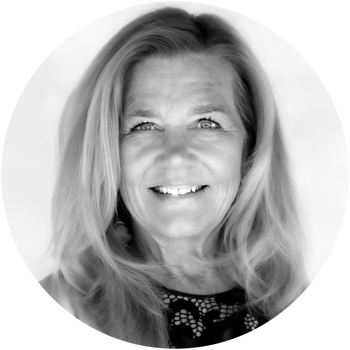 Portrait of MaryEllen Collins, Associate Broker