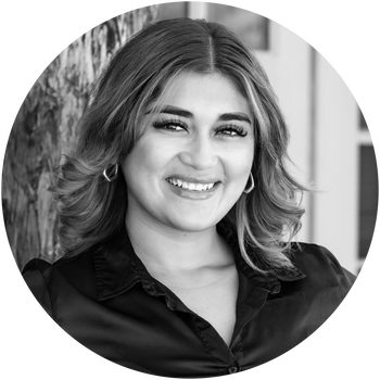 Portrait of Nalini Sosa, Associate Broker
