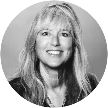 Portrait of Tamara Acker, Associate Broker