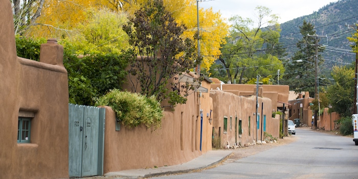 New to The City Different? Get to Know Santa Fe on a Guided Tour